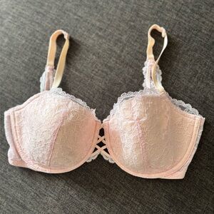 NWOT Victoria's Secret Pink Lace Underwire Bra